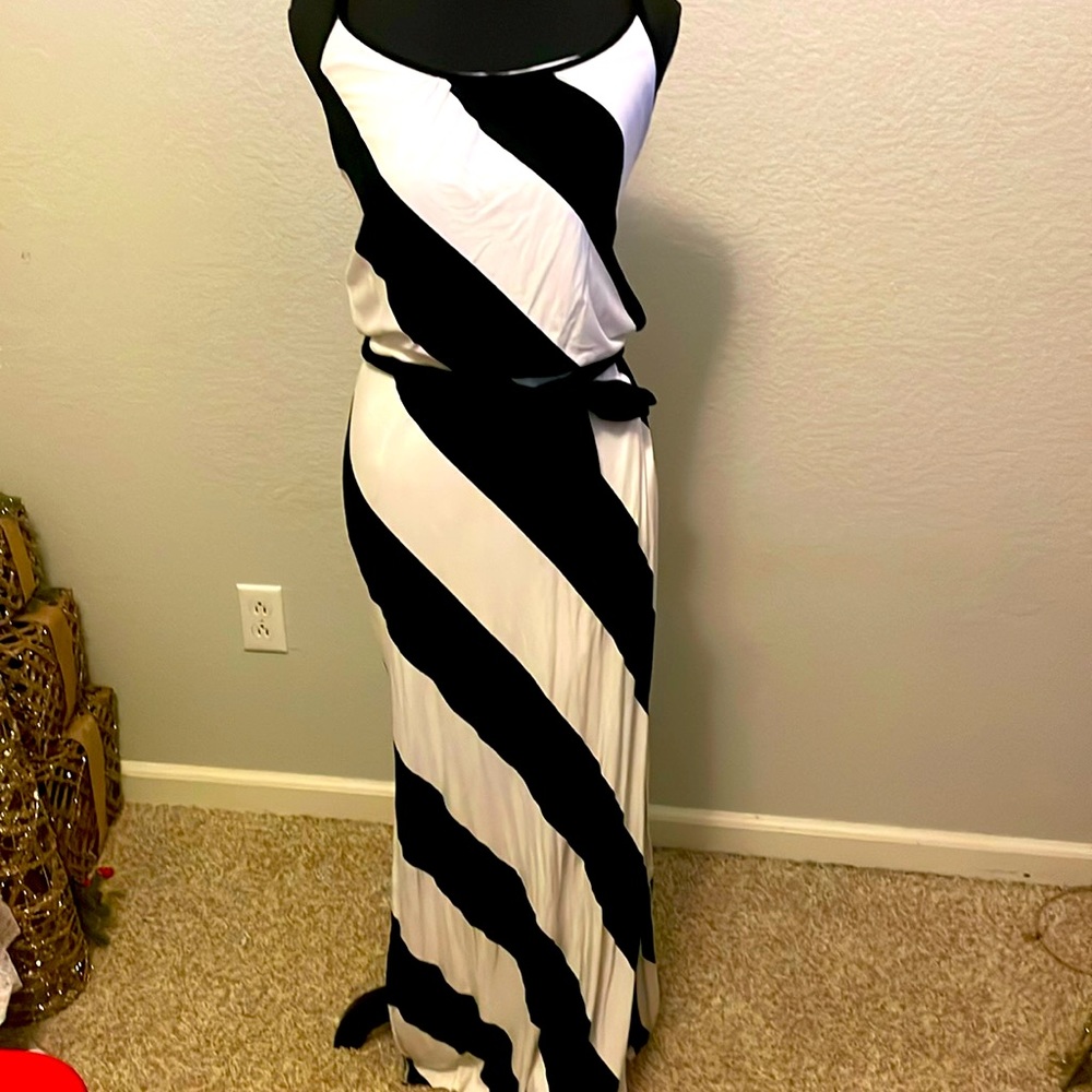 White House black market maxi dress